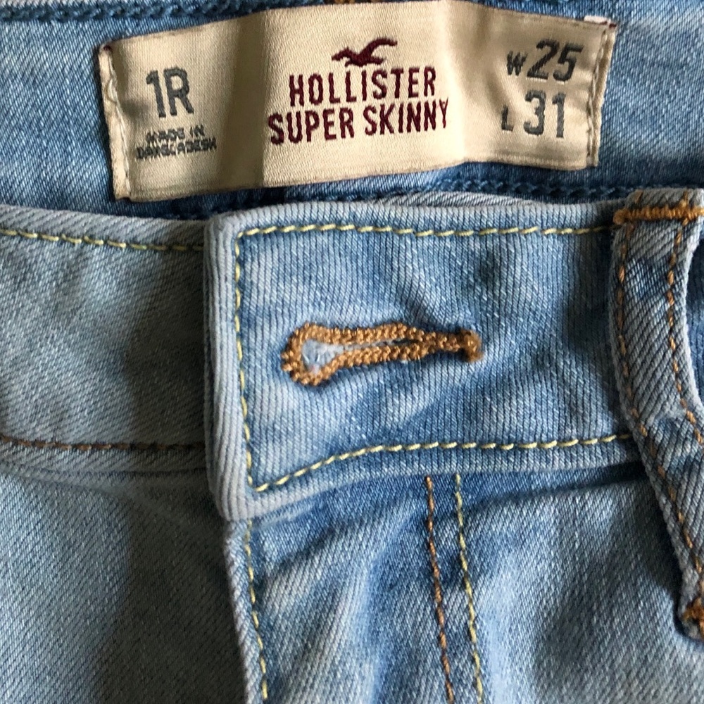Hollister jeans size 1r